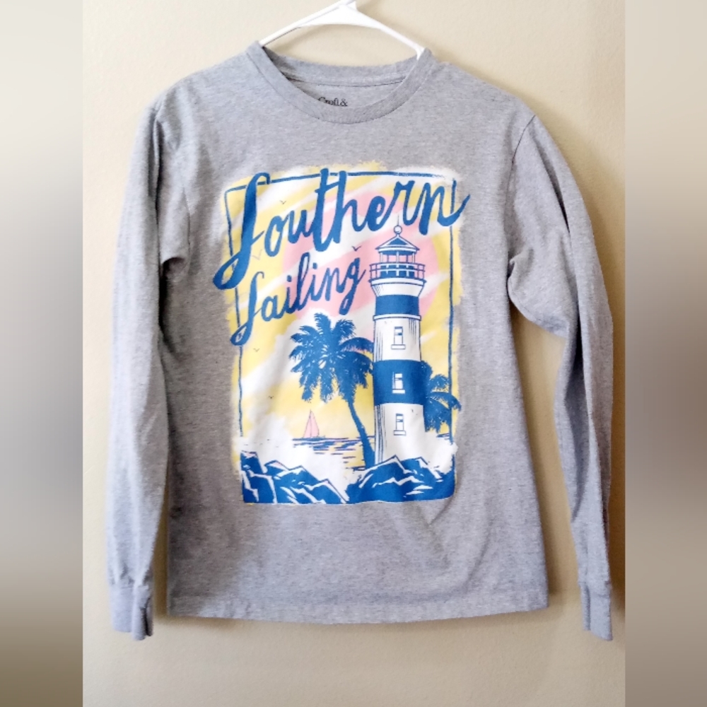 graphic long sleeve tee